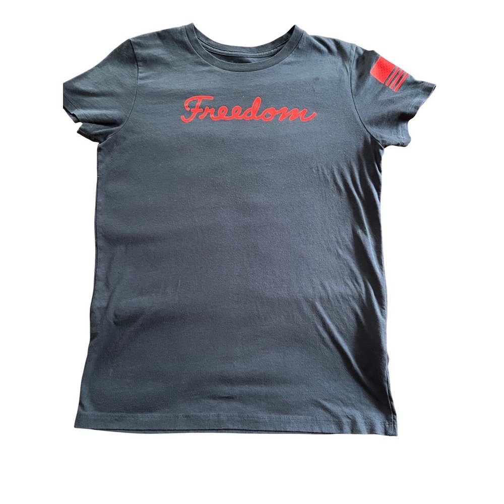 Under Armour Freedom Tee SM Blue and Red American Flag  4th of July
Patriotic